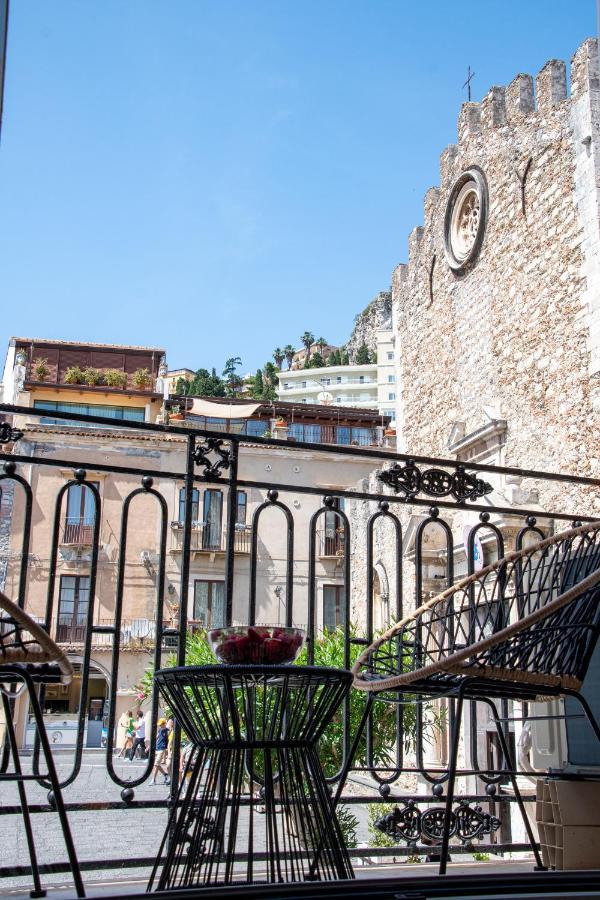 Castalia Apartments & Rooms Duomo Taormine Extérieur photo